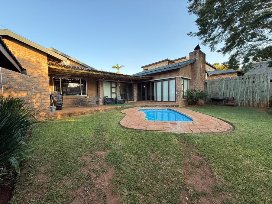 3 Bedroom Property for Sale in Safari Gardens North West